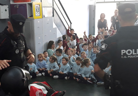 Free HTML5 Website Template by FreeHTML5.co