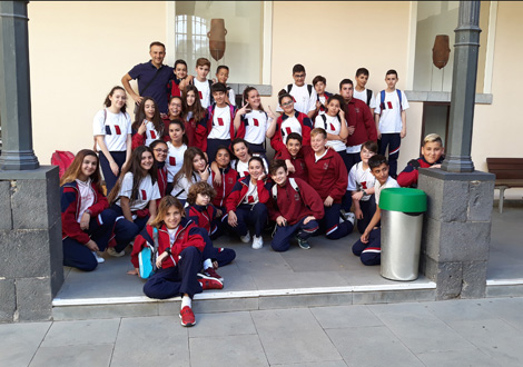 Free HTML5 Website Template by FreeHTML5.co